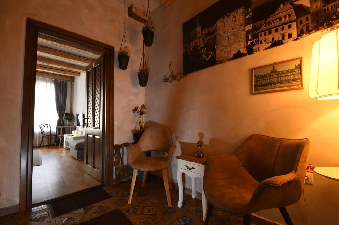 Hotel Wood House Republicii à Braşov Extérieur photo