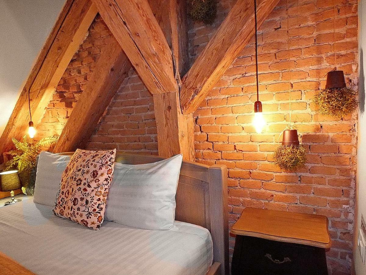 Hotel Wood House Republicii à Braşov Extérieur photo
